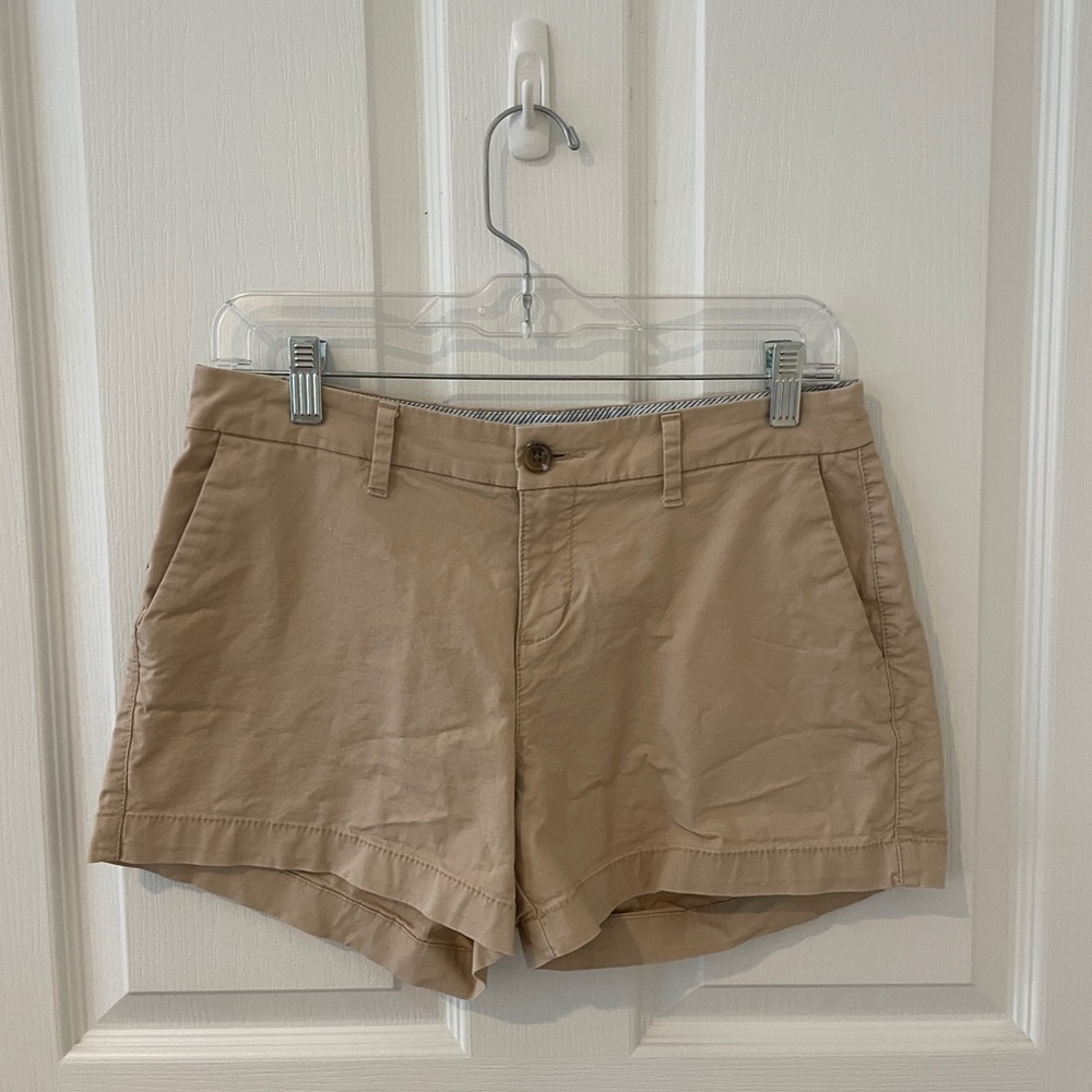 Women’s Everyday Khaki Shorts